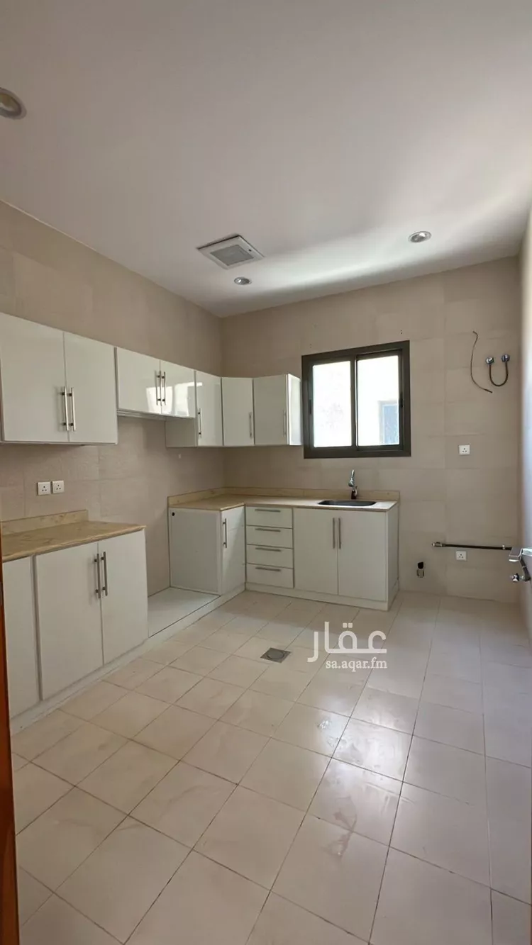 شقة للإيجار في شارع فضيلة السيد مصطفي عاصم, حي العارض, مدينة الرياض, منطقة الرياض