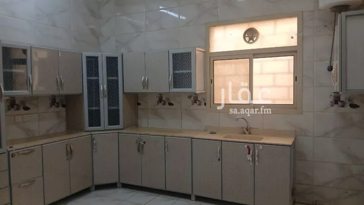 شقة للإيجار في شارع ابن معصوم المدني, حي الرمال, مدينة الرياض, منطقة الرياض