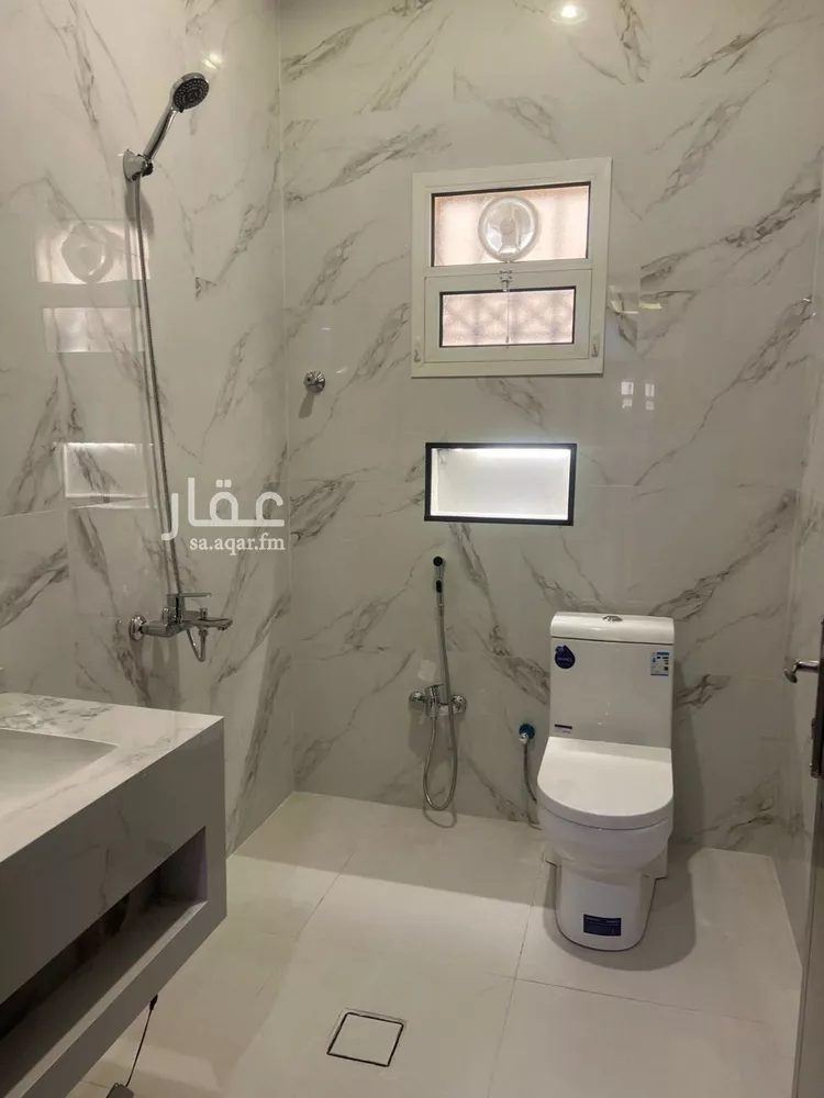 شقة للإيجار في شارع إسماعيل بن أبي الغنائم, حي المهدية, مدينة الرياض, منطقة الرياض صورة 2