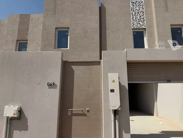 فيلا للإيجار في حي مطار الملك خالد الدولي ، الرياض ، منطقة الرياض