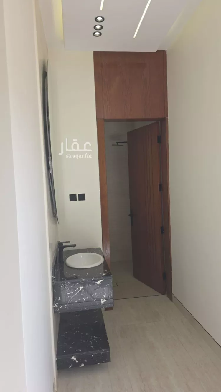 دور للبيع في حي العزيزية, مدينة الرياض, منطقة الرياض صورة 2
