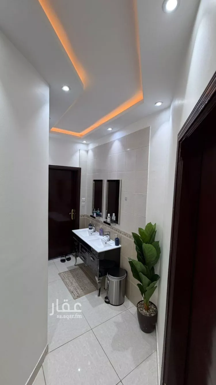 فيلا للبيع في شارع أبي محمد الشافعي, حي النسيم الغربي, مدينة الرياض, منطقة الرياض صورة 2