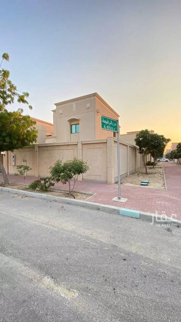 فيلا للإيجار في شارع الدرعية 1, حي جلمودة, مدينة مدينه الجبيل الصناعيه, المنطقة الشرقية صورة 2