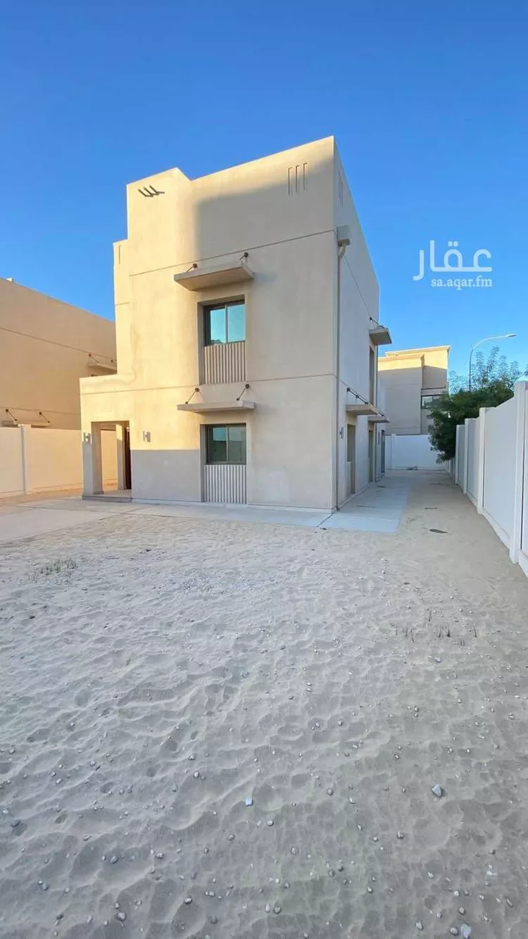 فيلا للإيجار في شارع مدينة الجبيل الصناعية 1095, حي جلمودة, مدينة مدينه الجبيل الصناعيه, المنطقة الشرقية صورة 4