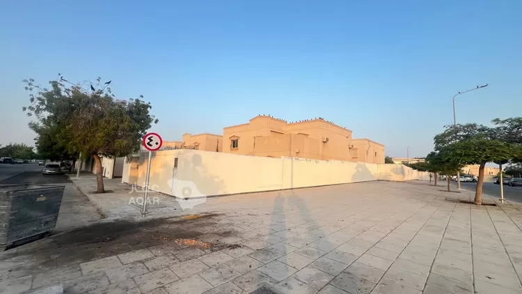 Villa for Sale in Al Jubail Darin