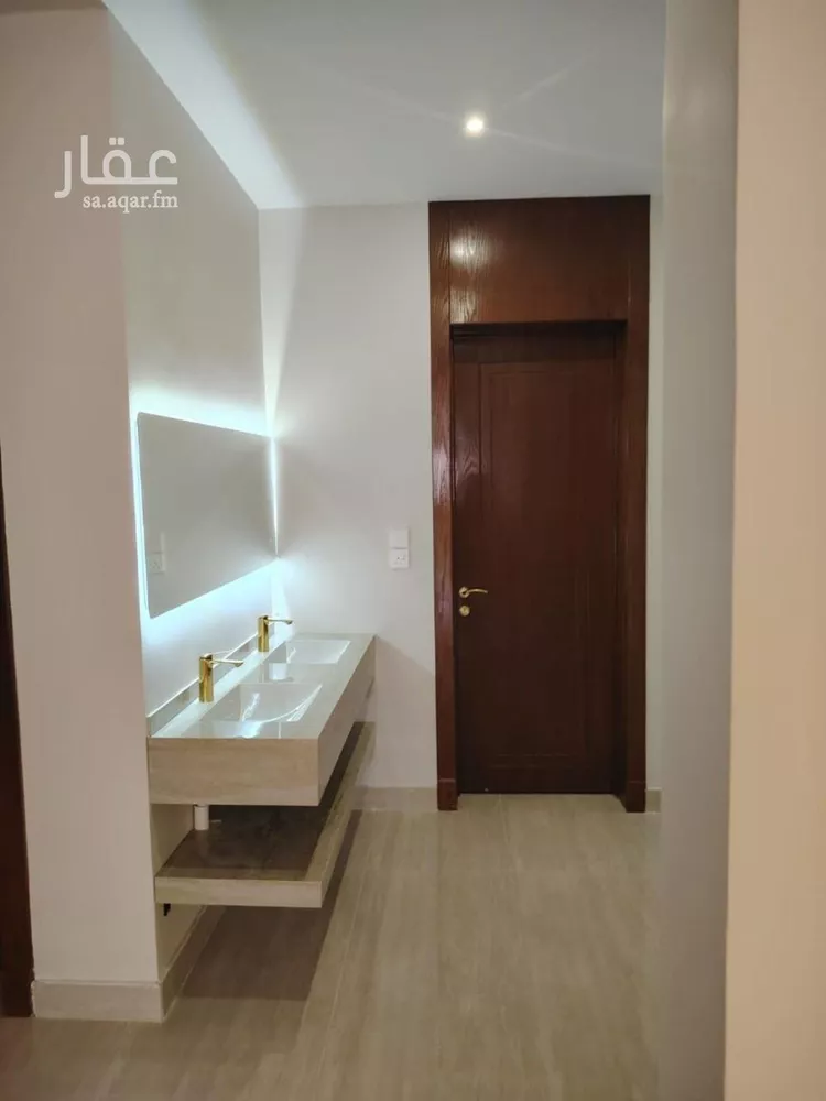 فيلا للإيجار في شارع داود الأصبهاني, حي المهدية, مدينة الرياض, منطقة الرياض صورة 5
