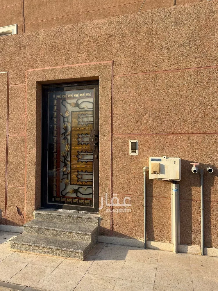 عمارة للبيع في شارع المهند, حي النزهة, مدينة الدمام, المنطقة الشرقية صورة 2