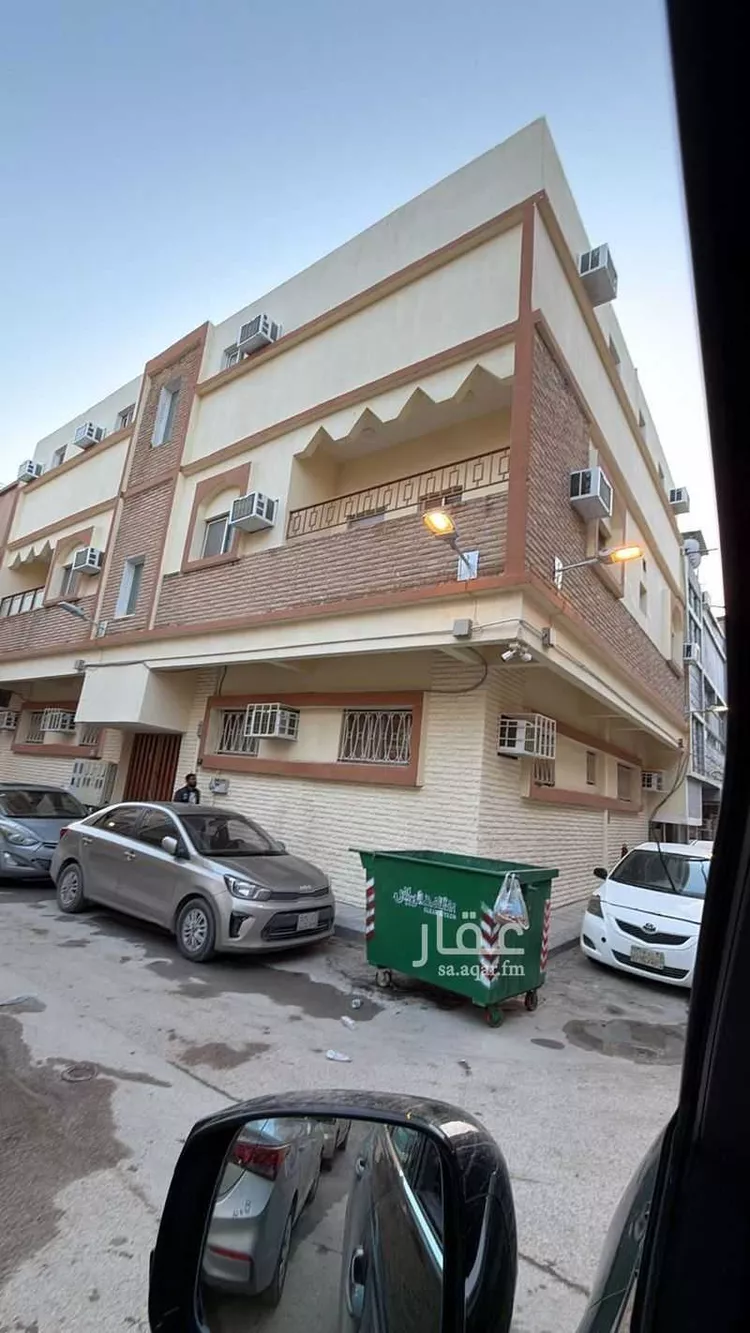 عمارة للبيع في شارع السوالمة, حي أم الحمام الشرقي, مدينة الرياض, منطقة الرياض