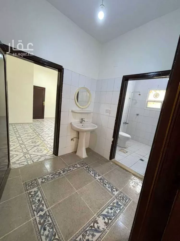 شقة للإيجار في شارع تميم الدارى, حي شبرا, مدينة الرياض, منطقة الرياض صورة 3