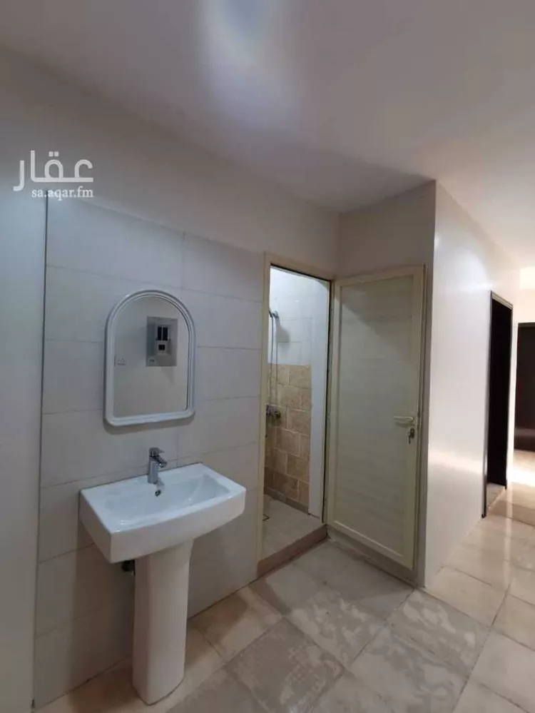شقة للإيجار في شارع عائشة بنت ابي بكر, حي السويدي, مدينة الرياض, منطقة الرياض صورة 5
