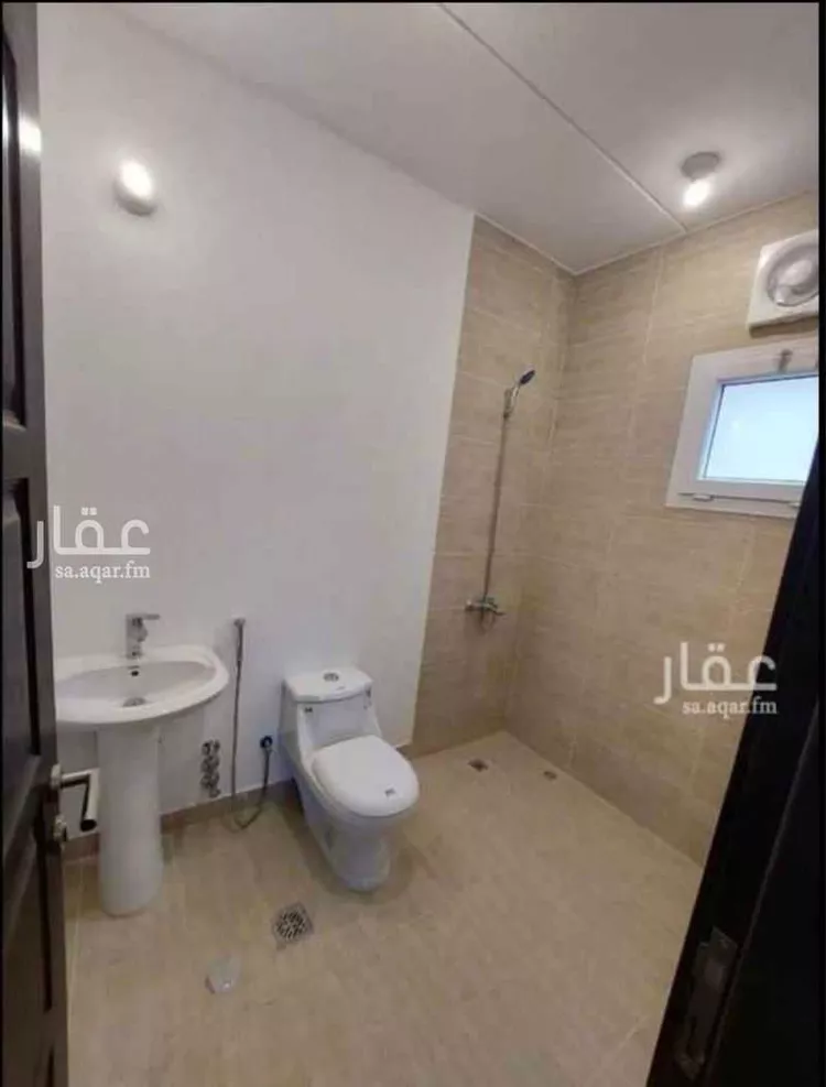 فيلا للبيع في شارع فضالة بن جواس, حي مطار الملك خالد الدولي, مدينة الرياض, منطقة الرياض صورة 3