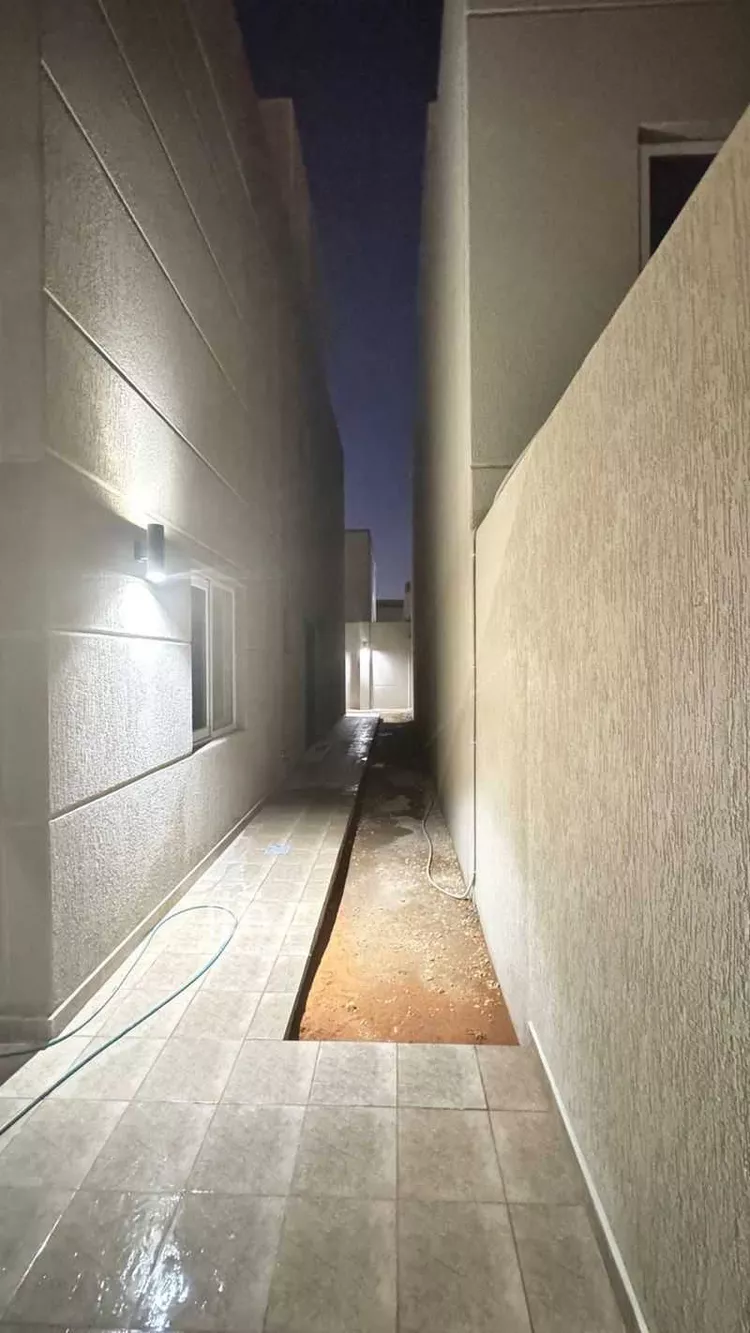 فيلا للبيع في شارع إبراهيم الموسكي, حي مطار الملك خالد الدولي, مدينة الرياض, منطقة الرياض صورة 3