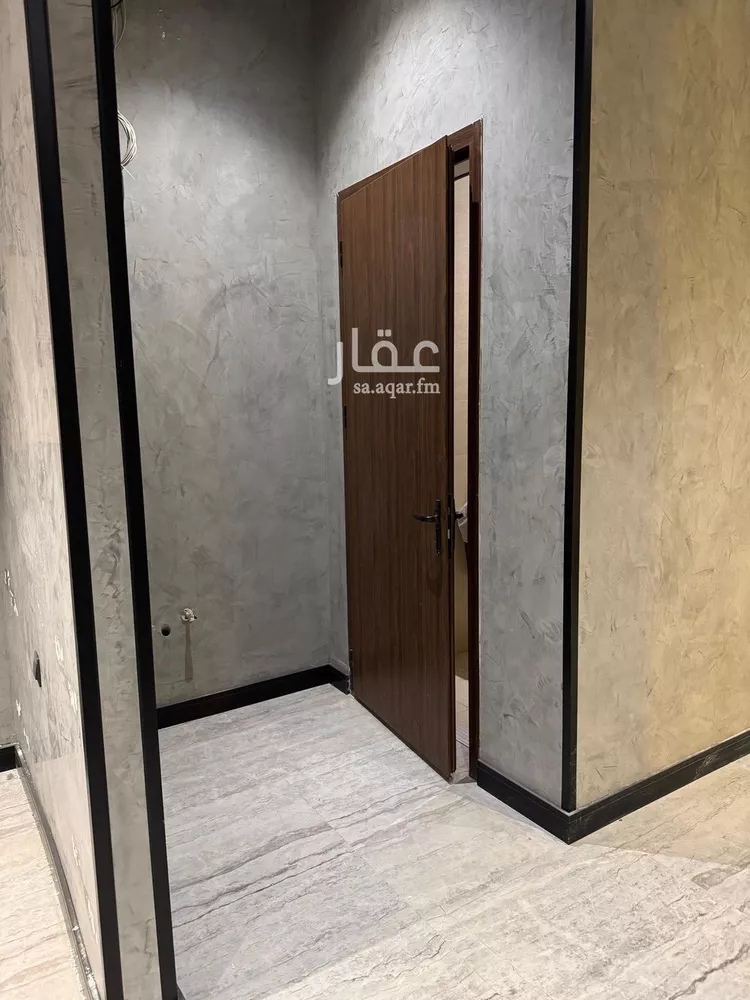 مكتب تجاري للإيجار في شارع ابي بكر الصديق الفرعي, حي الياسمين, مدينة الرياض, منطقة الرياض 8