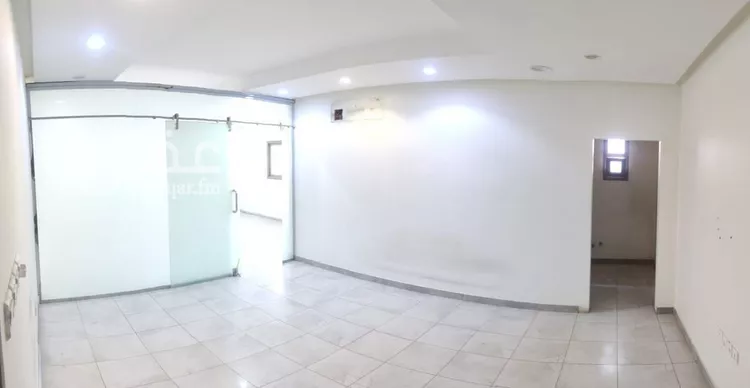 مكتب تجاري للإيجار في شارع الصحابة, حي المونسية, مدينة الرياض, منطقة الرياض صورة 2