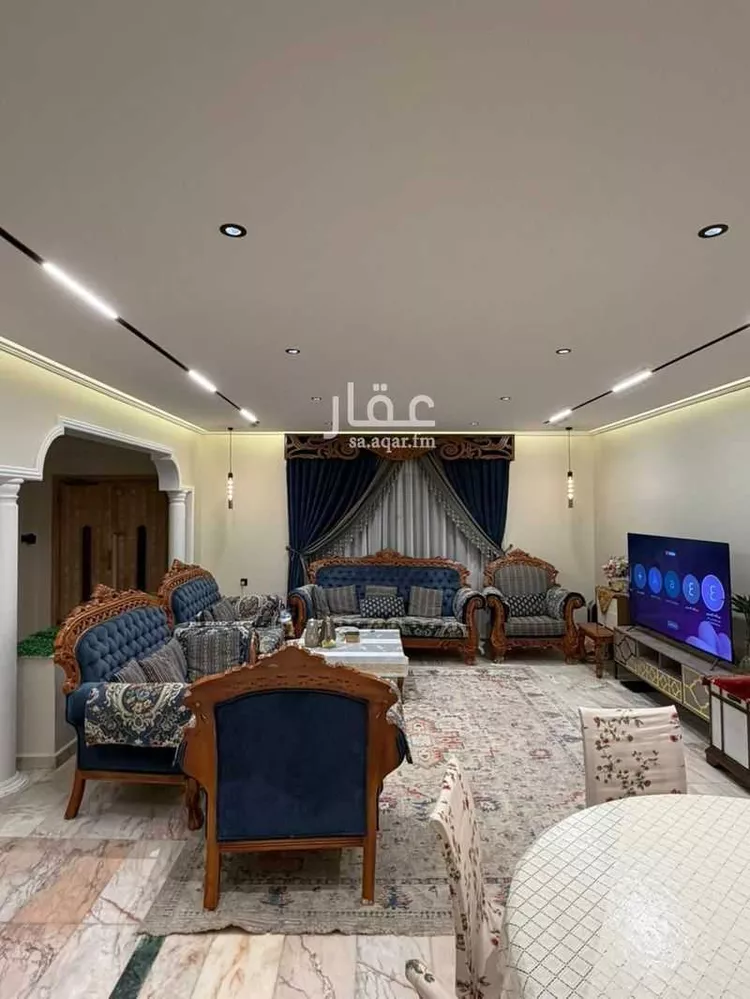 فيلا للبيع في شارع الأخضر بن علي, حي النزهة, مدينة الرياض, منطقة الرياض 13