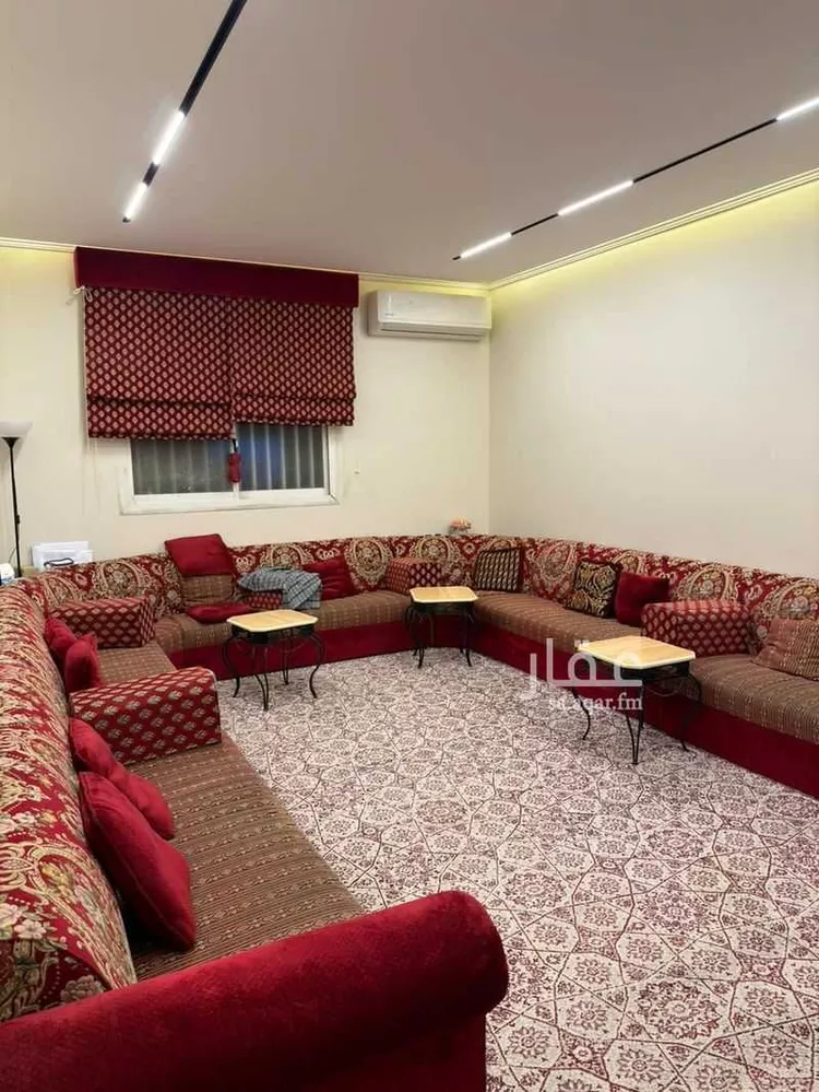 فيلا للبيع في شارع الأخضر بن علي, حي النزهة, مدينة الرياض, منطقة الرياض صورة 4