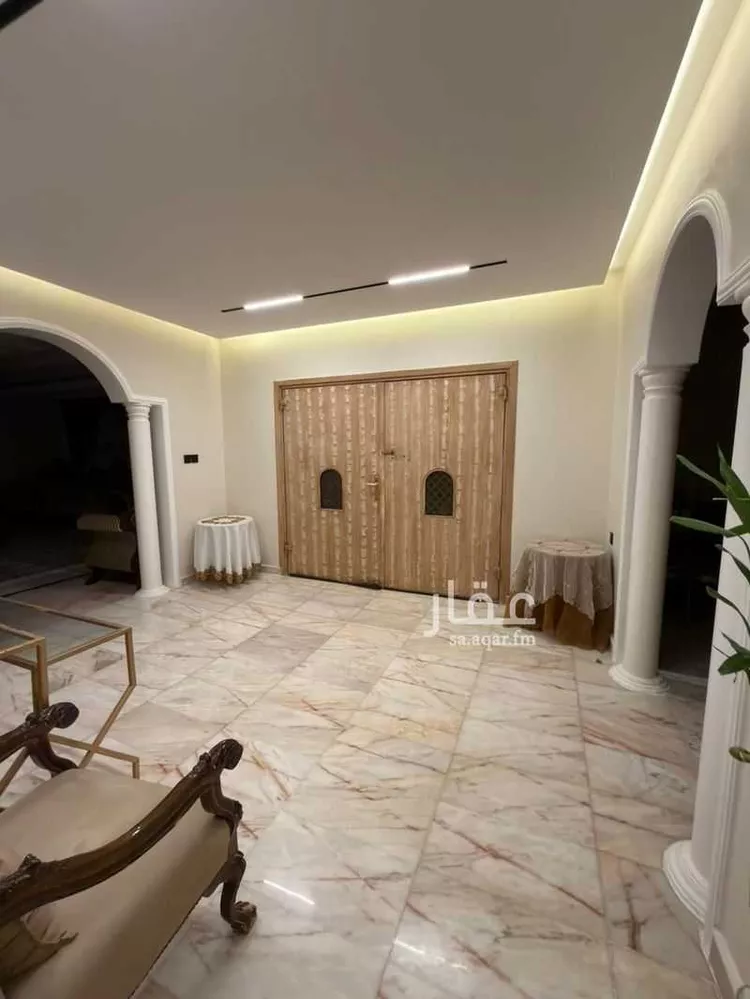 فيلا للبيع في شارع الأخضر بن علي, حي النزهة, مدينة الرياض, منطقة الرياض 8