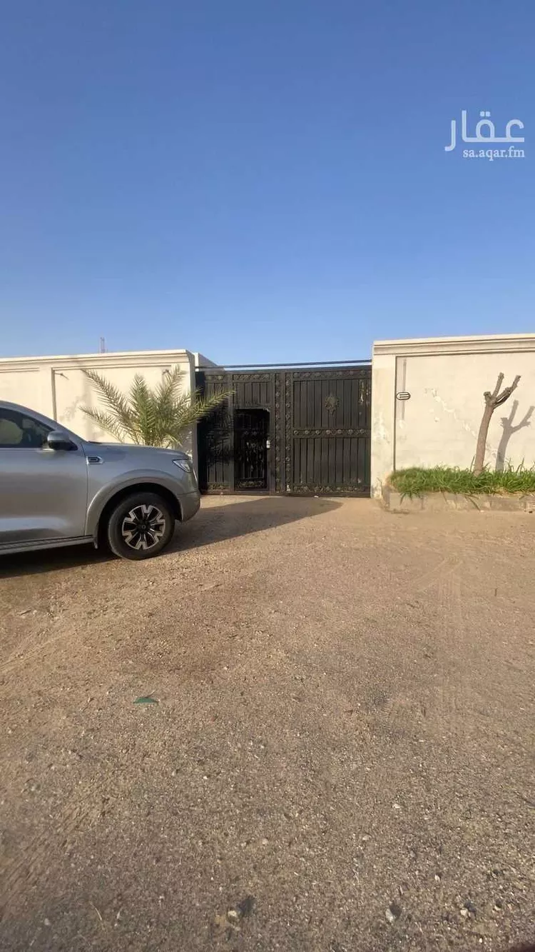 استراحة للبيع في شارع ج5 37 ، الفردانية ، بقيق