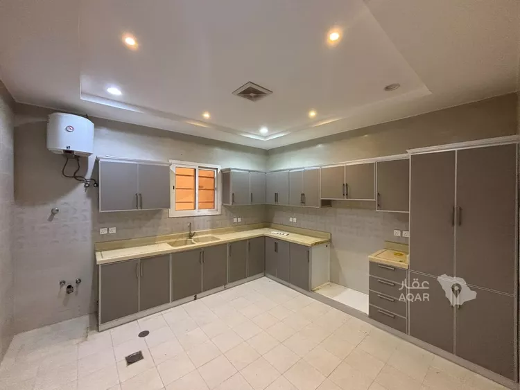 فيلا للإيجار في شارع الربيع, حي التعاون, مدينة الرياض, منطقة الرياض صورة 5