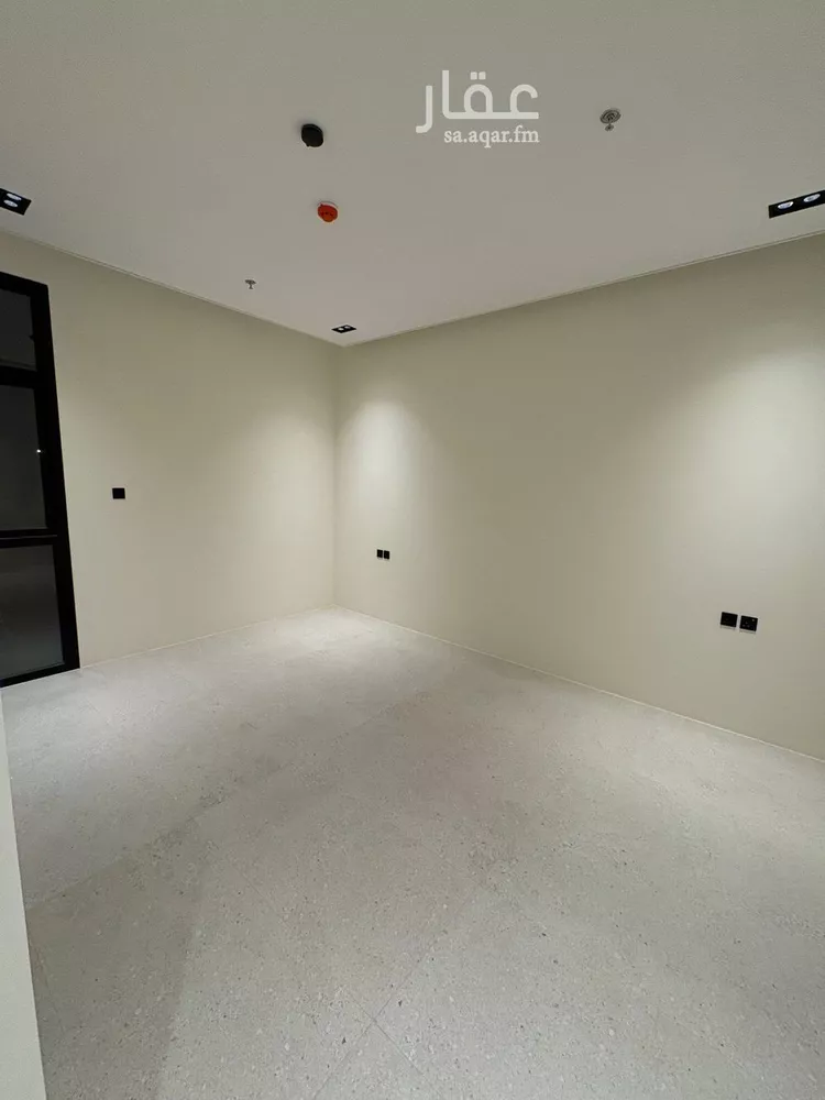 شقة للإيجار في شارع قلعة صلاح الدين, حي العقيق, مدينة الرياض, منطقة الرياض صورة 5