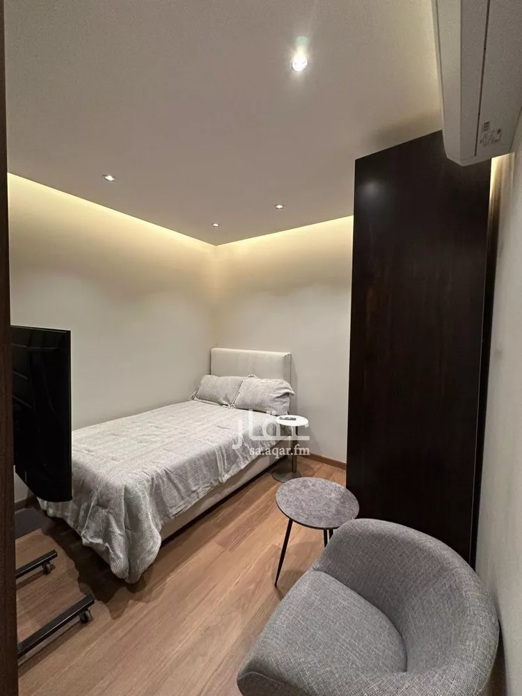 فيلا للإيجار في شارع أحمد بن عبدالغني اللخمي, حي الربيع, مدينة الرياض, منطقة الرياض