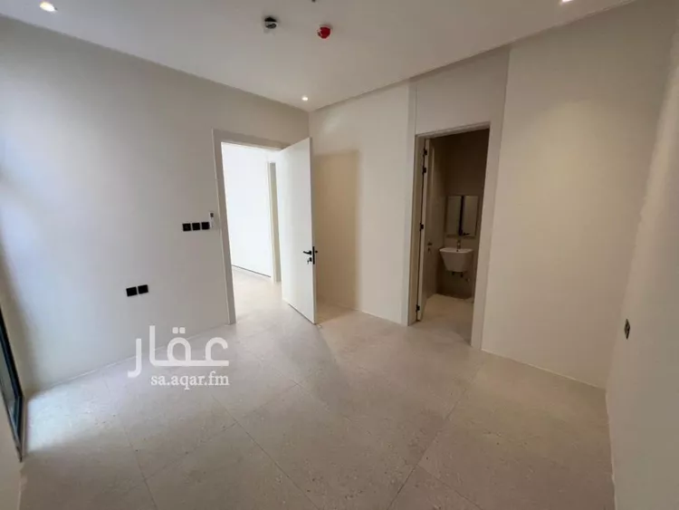 شقة للبيع في شارع قلعة صلاح الدين, حي العقيق, مدينة الرياض, منطقة الرياض صورة 3