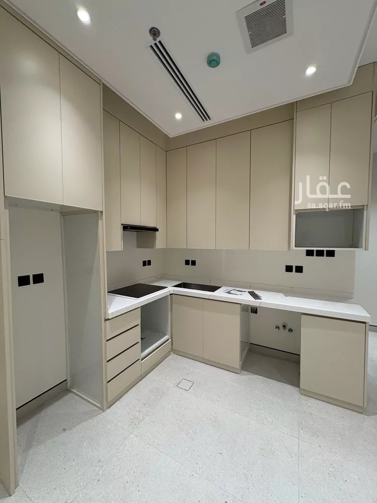 شقة للإيجار في شارع قلعة صلاح الدين, حي العقيق, مدينة الرياض, منطقة الرياض صورة 3