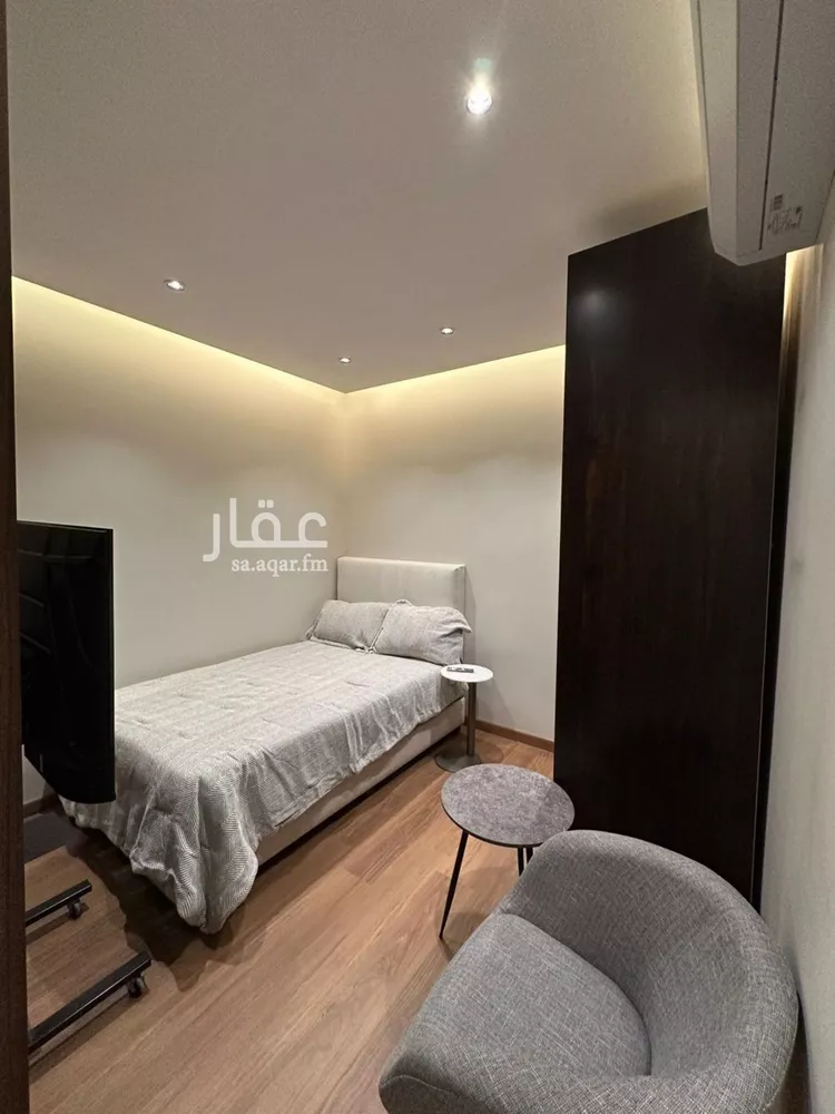 فيلا للإيجار في شارع أحمد بن عبدالغني اللخمي, حي الربيع, مدينة الرياض, منطقة الرياض صورة 2