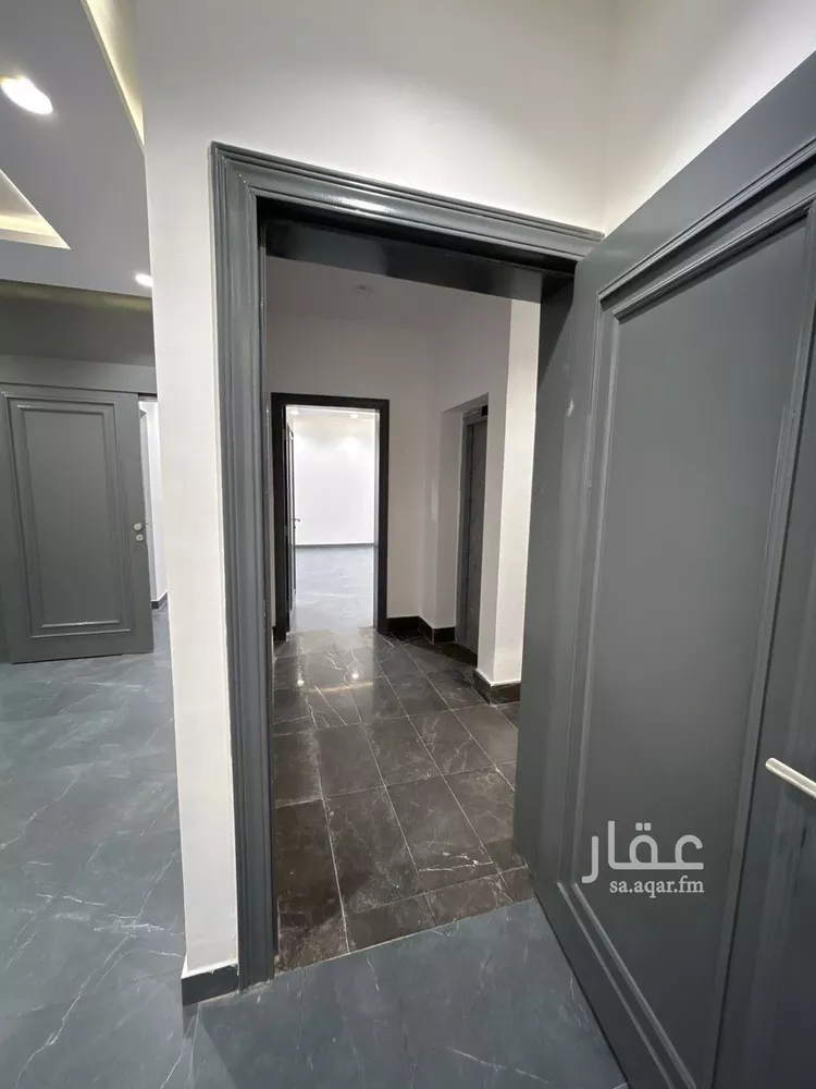 دور للبيع في شارع احمد بن حسين الشغدري, حي العارض, مدينة الرياض, منطقة الرياض صورة 3