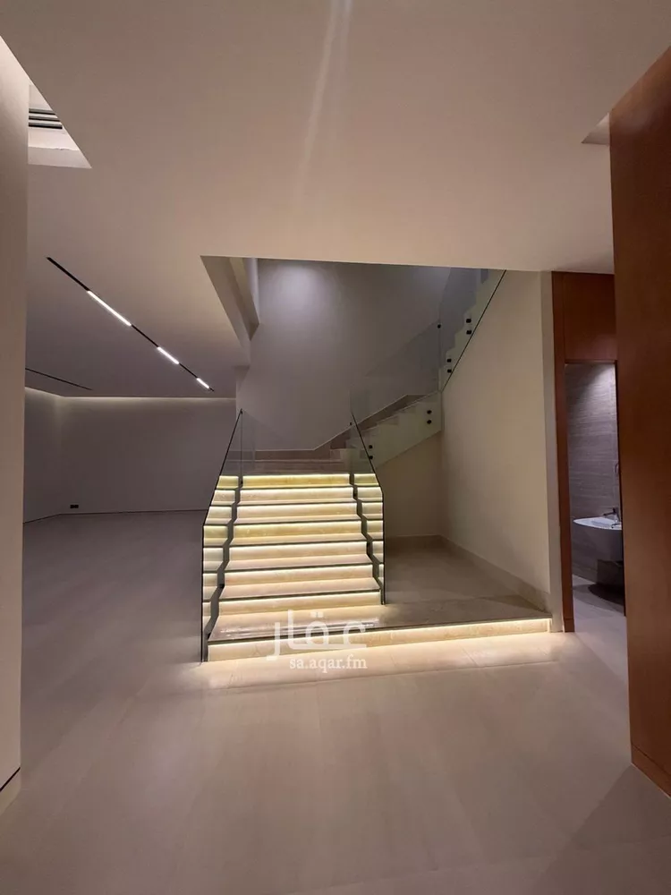 فيلا للإيجار في شارع رقم 111, حي الملقا, مدينة الرياض, منطقة الرياض صورة 5