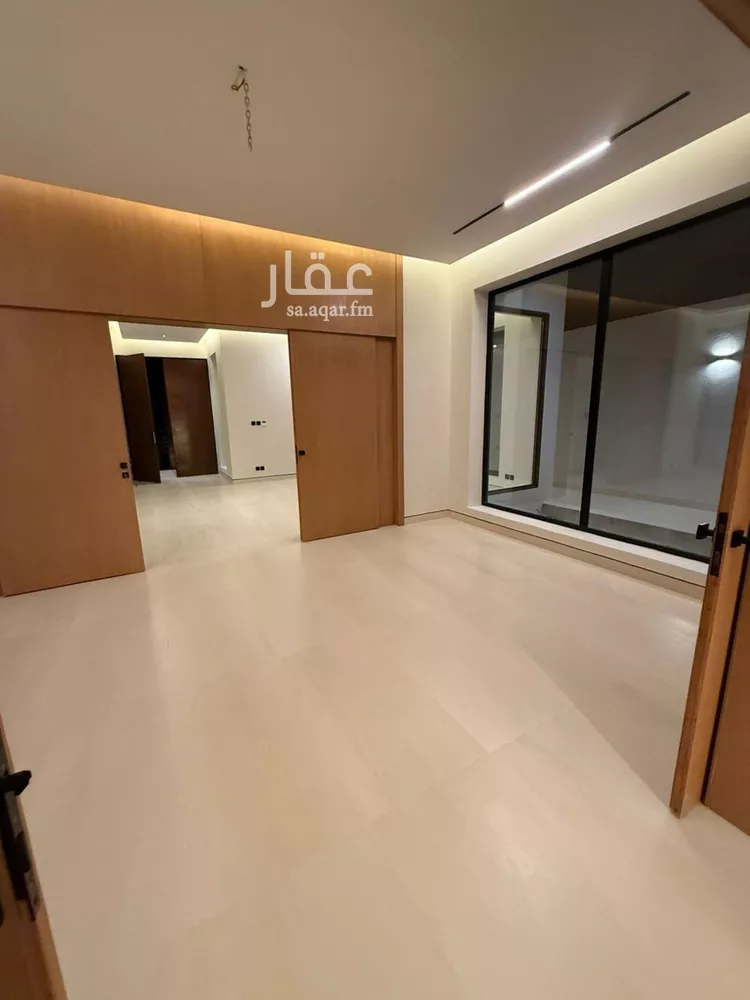 فيلا للإيجار في شارع رقم 111, حي الملقا, مدينة الرياض, منطقة الرياض صورة 2
