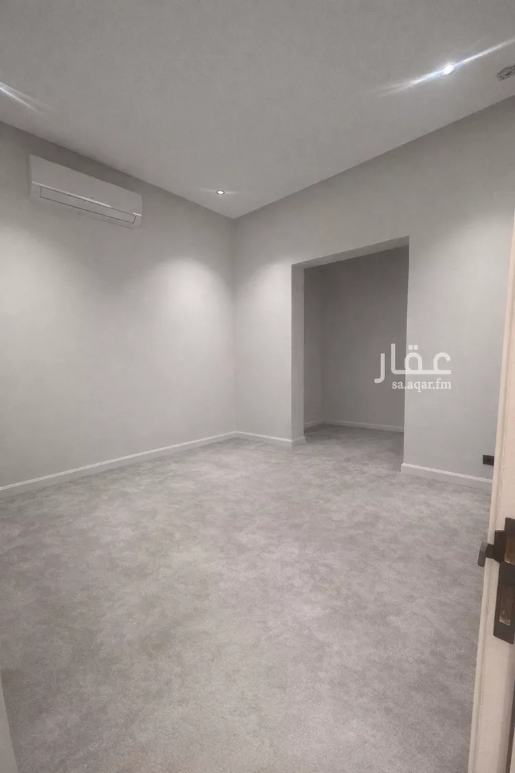 دور للبيع في شارع الغنامية, حي الربيع, مدينة الرياض, منطقة الرياض صورة 3