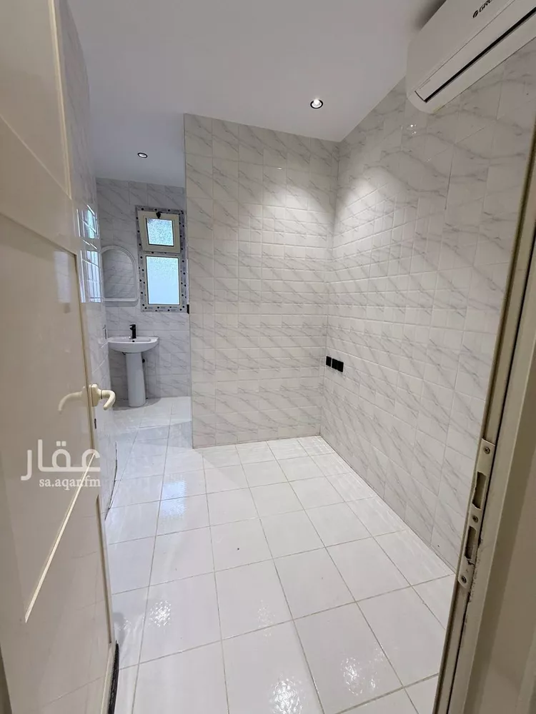 فيلا للبيع في شارع رقم 16, حي الندى, مدينة الرياض, منطقة الرياض 18