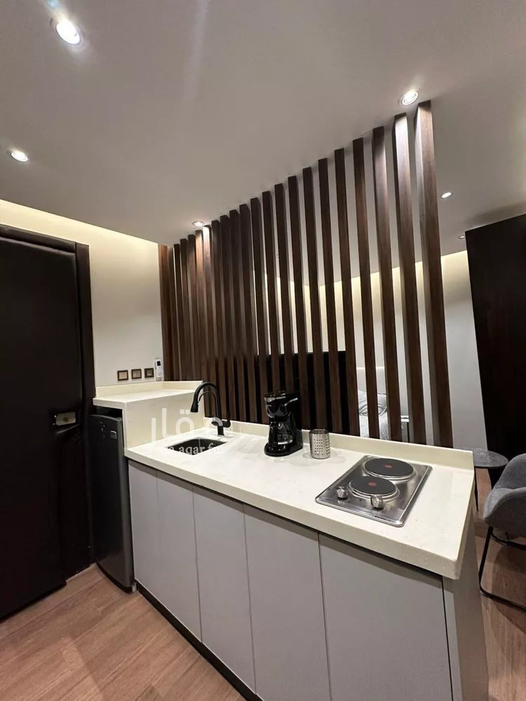 فيلا للإيجار في شارع أحمد بن عبدالغني اللخمي, حي الربيع, مدينة الرياض, منطقة الرياض