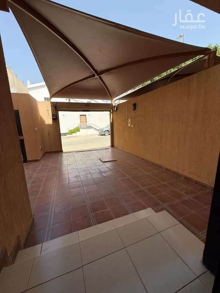 فيلا للبيع في شارع أوثال, حي الربوة, مدينة الرياض, منطقة الرياض صورة 4