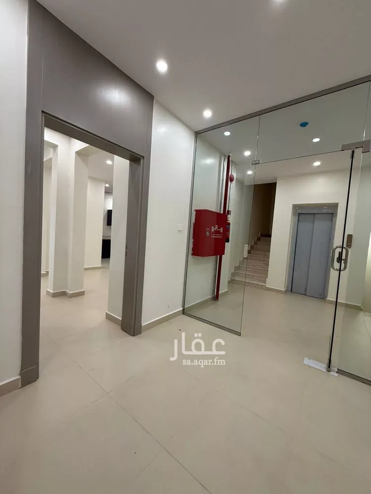عمارة للإيجار في شارع التنسيق, حي المونسية, مدينة الرياض, منطقة الرياض صورة 3