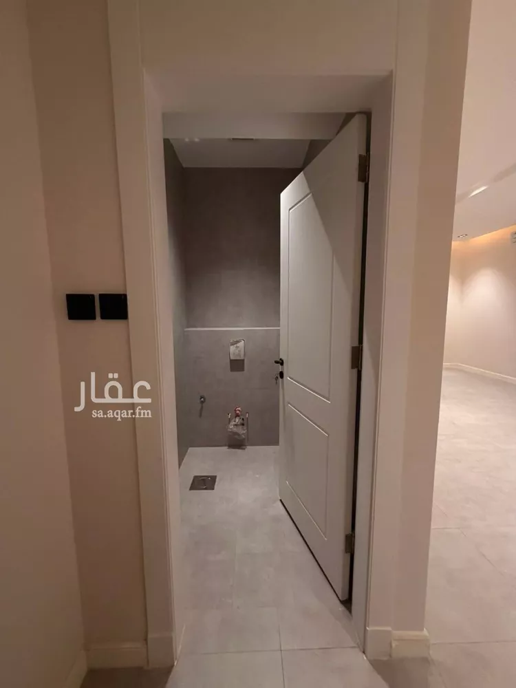 فيلا للإيجار في شارع علي بن أحمد العمري, حي العارض, مدينة الرياض, منطقة الرياض صورة 5