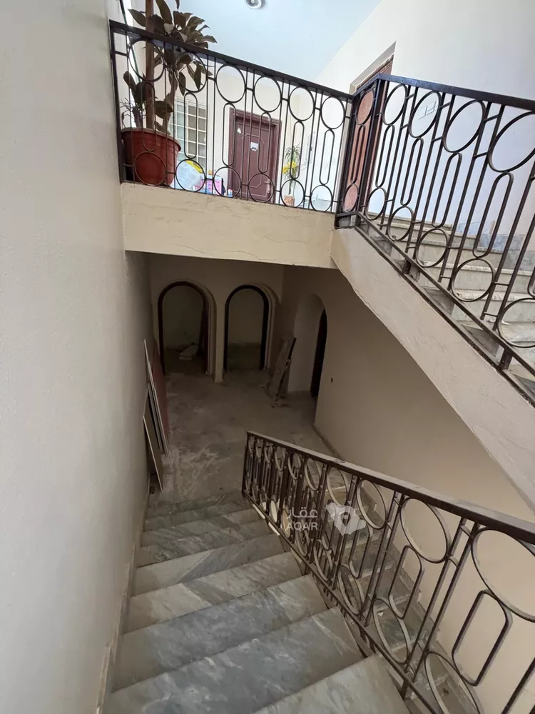 عمارة للبيع في شارع ابي بكر الصديق الفرعي, حي المرسلات, مدينة الرياض, منطقة الرياض 12