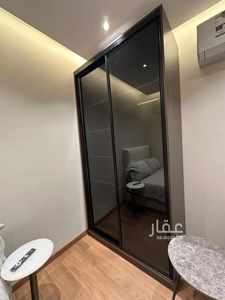 فيلا للإيجار في شارع أحمد بن عبدالغني اللخمي, حي الربيع, مدينة الرياض, منطقة الرياض صورة 2