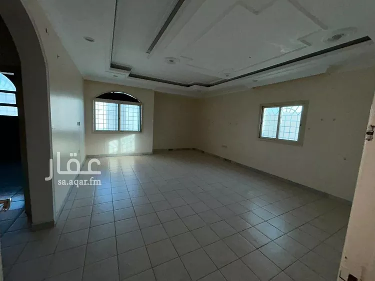 فيلا للإيجار في شارع عبدالباقي الفاروقي, حي التعاون, مدينة الرياض, منطقة الرياض صورة 4