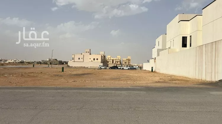 أرض للبيع في شارع محمد بن احمد بن الضياء, حي عكاظ, مدينة الرياض, منطقة الرياض صورة 2