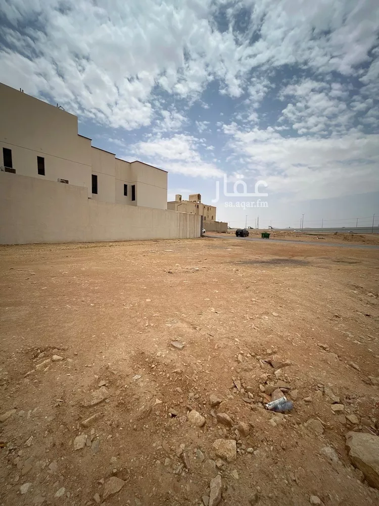 أرض للبيع في شارع محمد بن احمد بن الضياء, حي عكاظ, مدينة الرياض, منطقة الرياض صورة 2