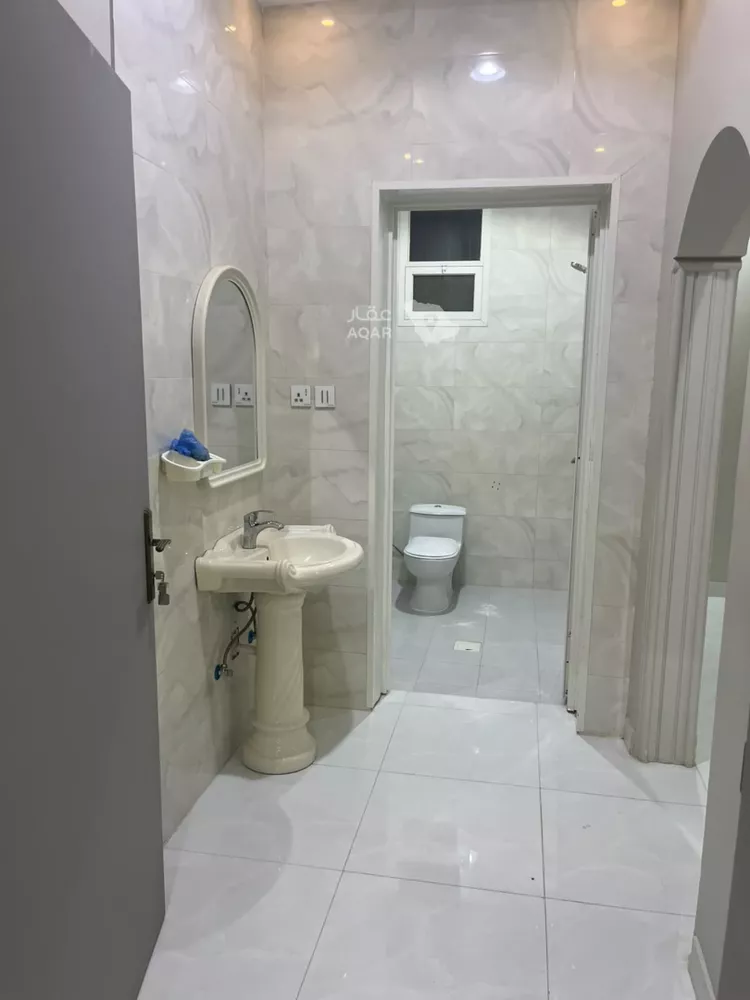 Floor for Rent in Al Bukayriyah Al Qadisiyah 8