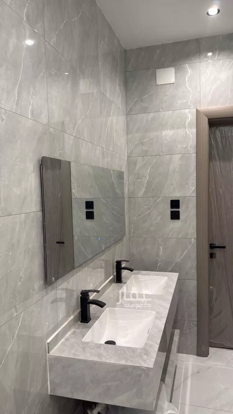 فيلا للبيع في شارع فرعي, مدينة جازان, منطقة جازان صورة 5