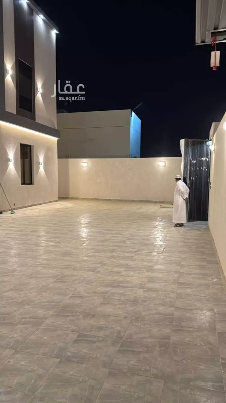 فيلا للبيع في شارع فرعي, مدينة جازان, منطقة جازان صورة 3