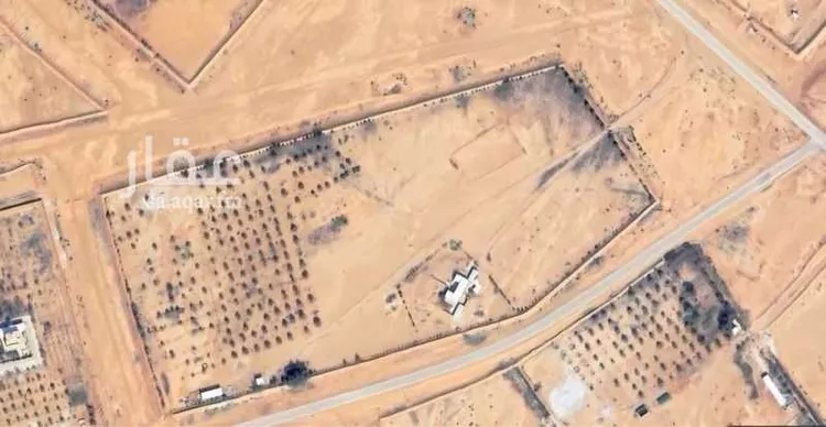 مزرعة للبيع في شارع الرياض - المدينة المنورة ، جوي ، المجمعة
