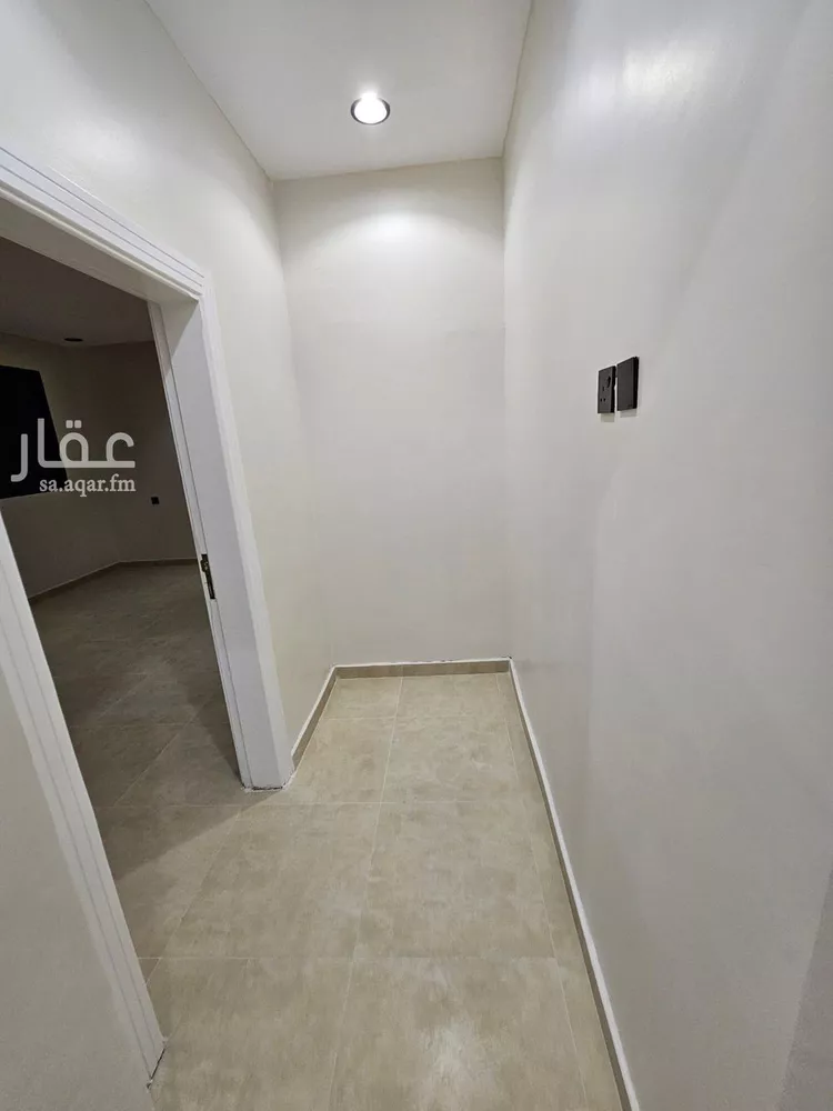 شقة للإيجار في شارع عبدالرحمن بن عزاز, حي الشهداء, مدينة الرياض, منطقة الرياض