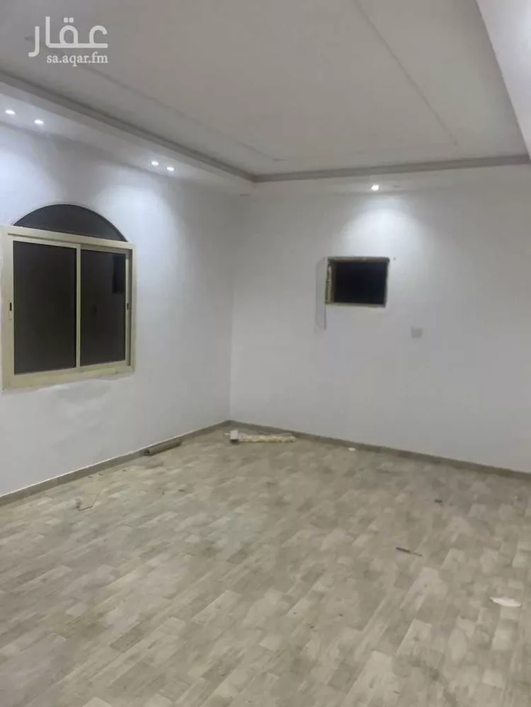 شقة للإيجار في شارع ابن معصوم المدني ، حي الرمال ، الرياض ، منطقة الرياض