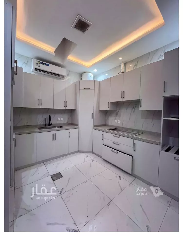 Villa for Sale in Riyadh Al Arid 12