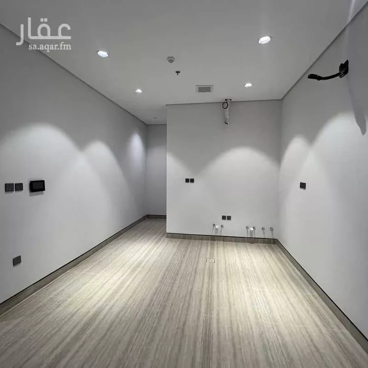 شقة للإيجار في شارع خالد بن عبدالعزيز, حي مبروكة, مدينة بريدة, منطقة القصيم صورة 3